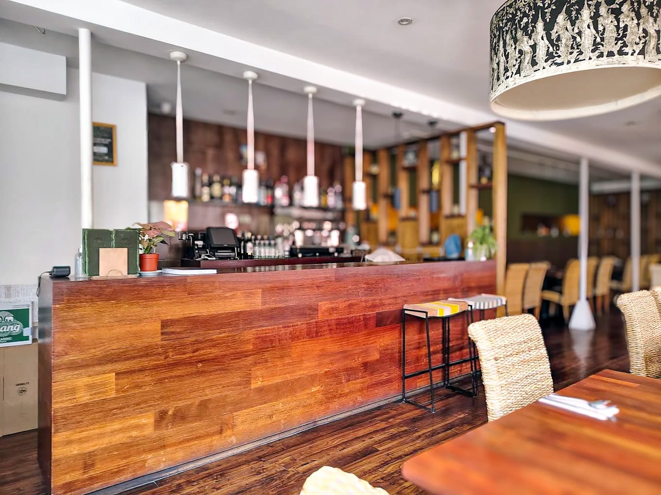 Tiien Thai Broadstone restaurant